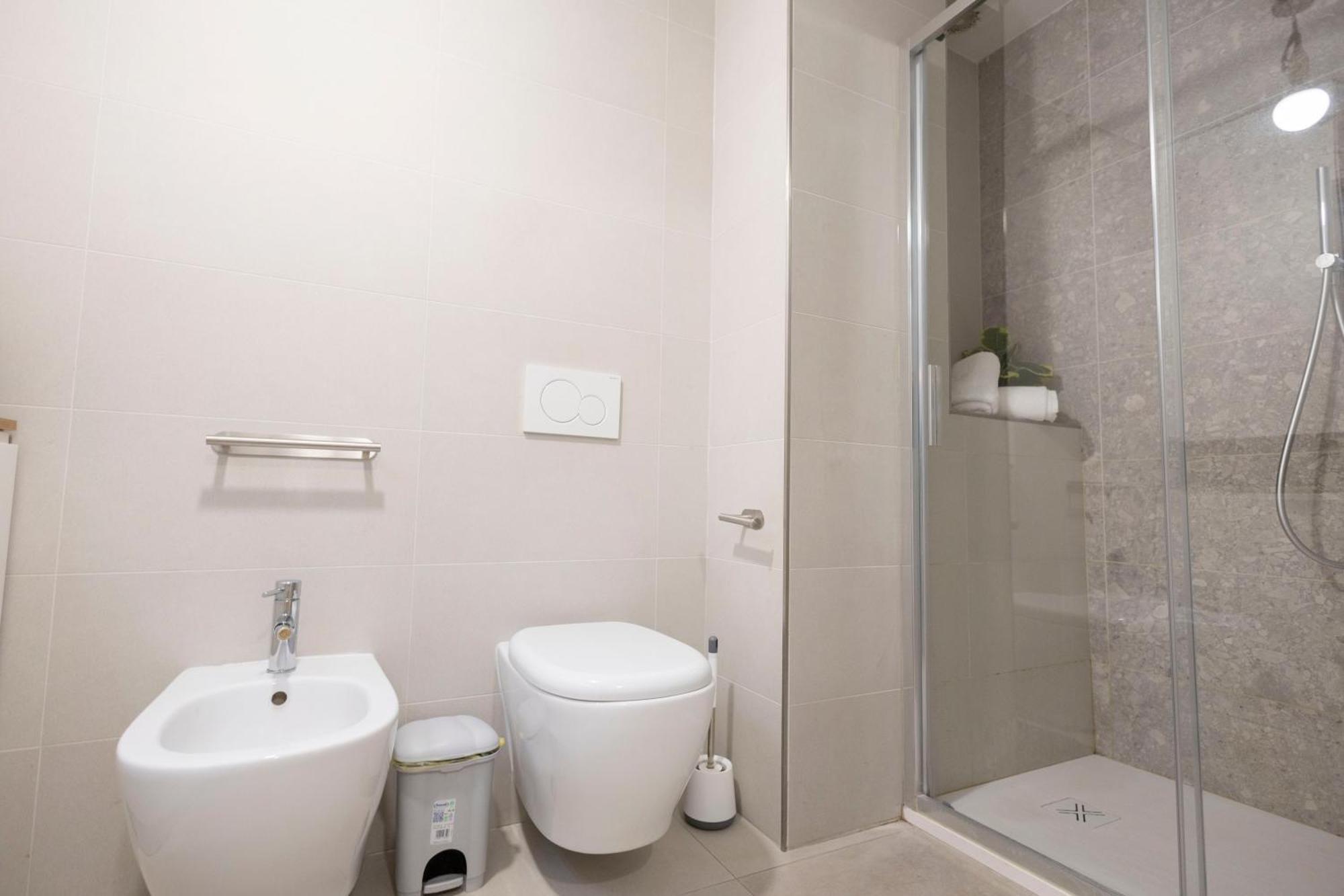 Porta Romana Cozy Apartment By 101Flats Milan Bagian luar foto